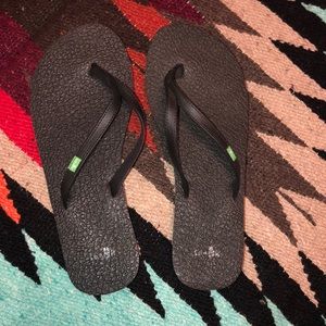 Sanuk Flip Flops